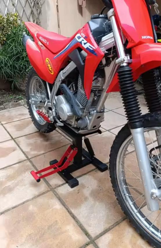 Lève moto hydraulique universel – support d’atelier, Motos, Accessoires | Produits d'entretien, Envoi