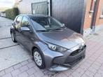 Toyota Yaris 1.5 I HYBRID EDITION LINE (bj 2021, automaat), Auto's, Automaat, LED verlichting, Gebruikt, 4 cilinders