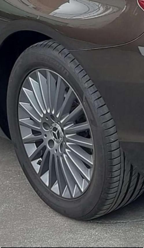 4 banden als nieuw 225 50 17, Auto-onderdelen, Banden en Velgen, Band(en), Zomerbanden, 17 inch, 225 mm, Personenwagen, Ophalen of Verzenden