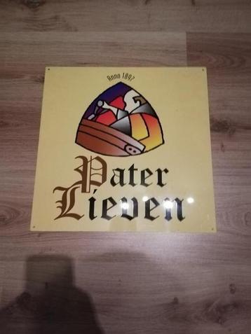 Bord Pater Lieven, mancave beschikbaar voor biedingen