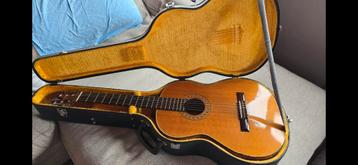 Aria ac8 klassieke guitaar beschikbaar voor biedingen