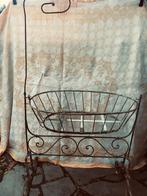 Berceau á bascule en fer, Ophalen