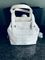 CHANEL SQUARE STITCH LOGO TOTE | CAVIAR, Kinderen en Baby's, Ophalen