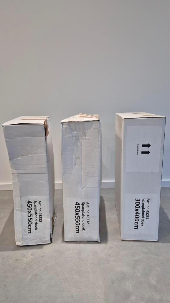 Nieuw spanplafond (450x550 / 300x400) + 12 kunststofprofiel, Doe-het-zelf en Bouw, Zeil en Folie, Ophalen