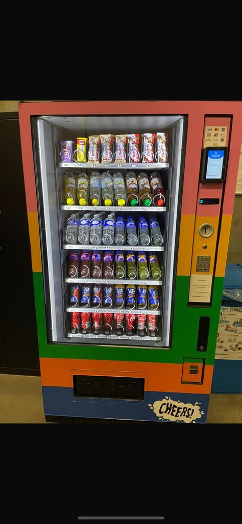 Distributeur snacks et boissons, Zakelijke goederen, Stock en Retail | Franchising, Wederverkoop en Distributie, Ophalen