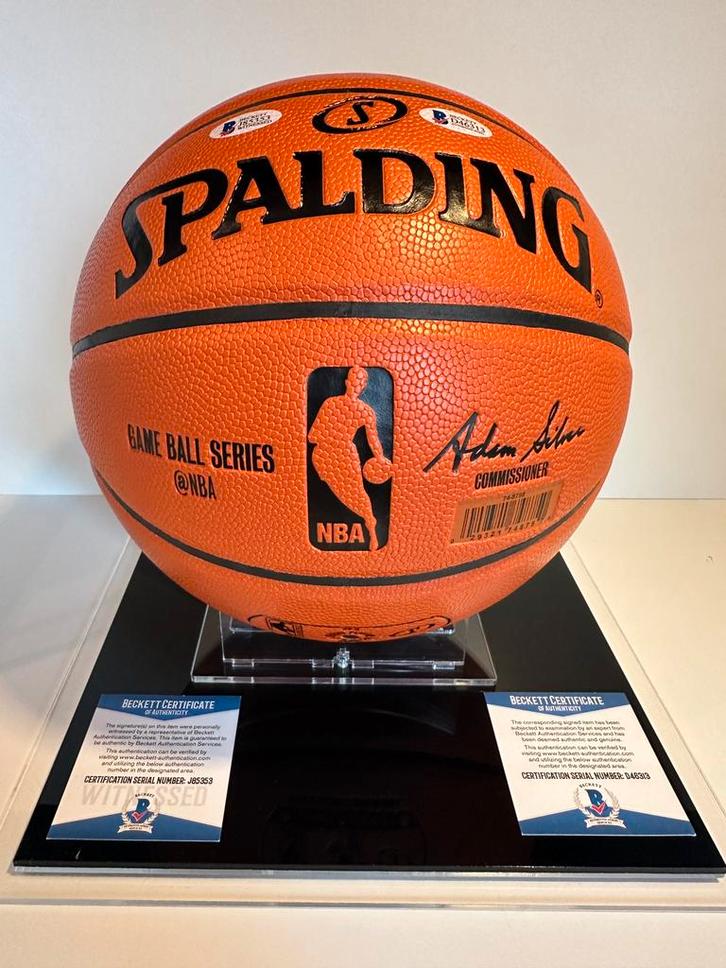 Gesigneede NBA basketbal, Sports & Fitness, Basket, Neuf, Enlèvement