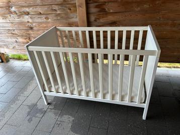 Babybedje beschikbaar voor biedingen