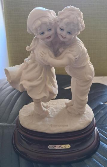 Beeldje P.Merli Capodimonte  beschikbaar voor biedingen