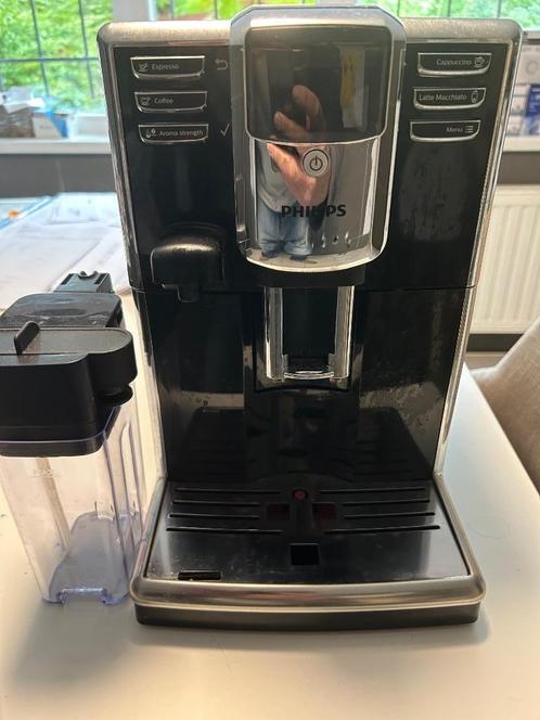 koffiemachine Philips EP5360, Electroménager, Cafetières, Comme neuf, Café moulu, Café en grains, Cafetière, 10 tasses ou plus