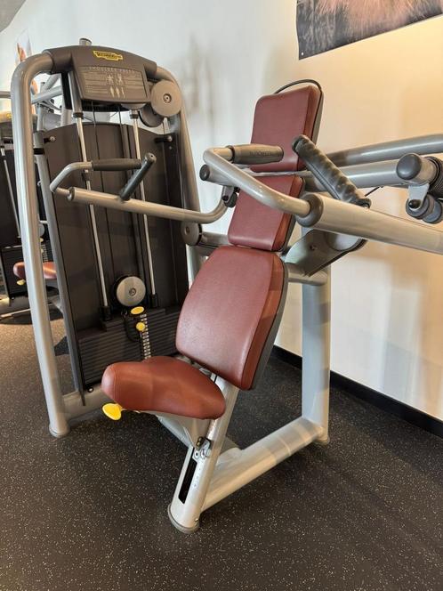 Shoulder Press Technogym - Professioneel toestel in topstaat, Sport en Fitness, Fitnessapparatuur, Zo goed als nieuw, Krachtstation