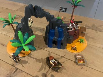 playmobil piatenhol + ridder en smid beschikbaar voor biedingen