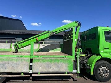 Mercedes-Benz Atego 1928 HIAB 085-2 CRANE 3 SEATS (bj 2000) beschikbaar voor biedingen