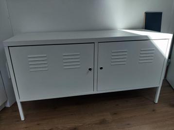 Ikea PS kast wit beschikbaar voor biedingen