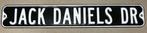 Jack Daniels : straatnaam blikken reclamebord, Enlèvement, Panneau publicitaire