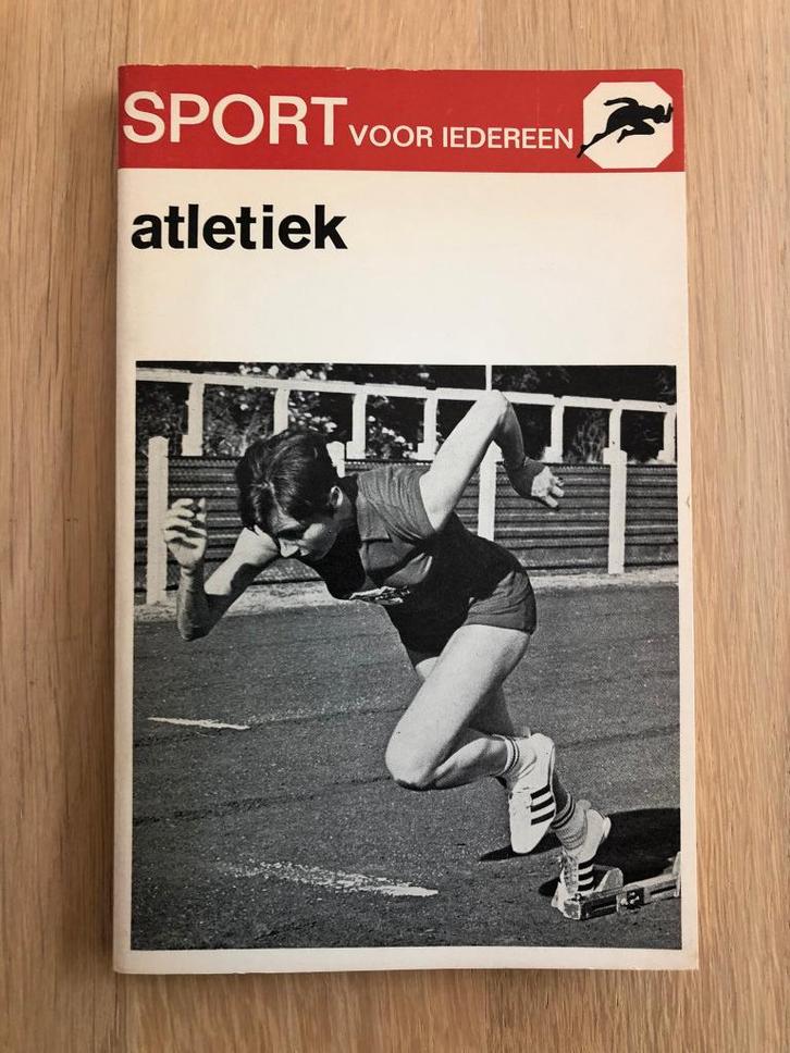 Atletiek - Edmond Vanden Eynde - Herman Belinfante, Boeken, Sportboeken, Zo goed als nieuw, Lopen en Fietsen, Ophalen of Verzenden