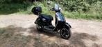 Vespa 300 GTS HPE 2021 seulement 436 kms garantie, Particulier