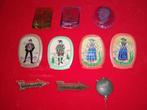 Lot de 10 secours d'hiver allemands (WHW WW2), Ophalen of Verzenden, Landmacht, Embleem of Badge