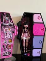 Monster high pop met kluisjes, Draculaura, Kinderen en Baby's, Speelgoed | Poppen, Ophalen, Zo goed als nieuw