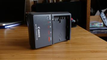 Canon CG-580 lader BP-511A acc.