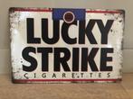 Assiette murale LUCKY STRIKE en métal au look vintage 20x30c, Enlèvement ou Envoi, Neuf, Panneau publicitaire