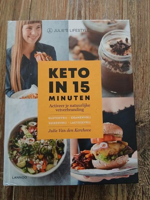 Julie Van den Kerchove - Keto in 15 minuten, Boeken, Kookboeken, Zo goed als nieuw, Ophalen of Verzenden