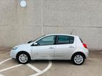 Renault Clio/Bouwjaar 2011!!, Auto's, Euro 5, Stof, Zwart, 4 cilinders