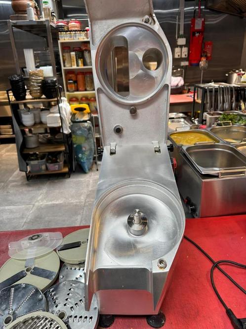 GGM Gastro Elektrische Groentesnijder met 6 snijschijven, Zakelijke goederen, Horeca | Keukenapparatuur, Overige typen, Gebruikt