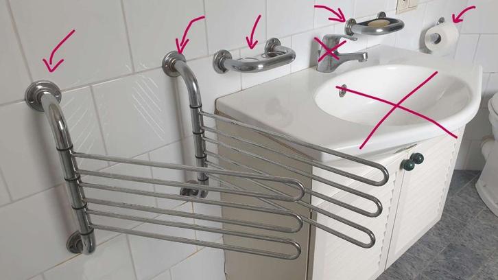 Badkamer accessoires handdoekhanger mengkraan douchekraan ed, Huis en Inrichting, Badkamer | Badkamermeubels, Ophalen