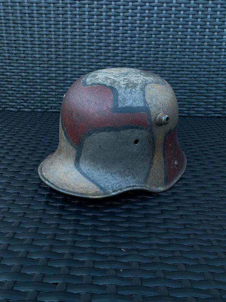 Duitse staalhelm 1914 1918  BELL L HEAT STAMP, Verzamelen, Militaria | Algemeen, Ophalen of Verzenden