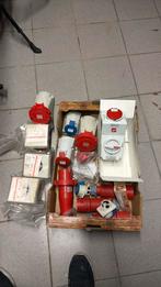 CEE stekkers en stopcontacten, Ophalen, Zo goed als nieuw