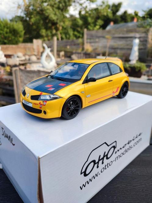 Renault Megane 2 RS r26 1/18 Otto, Hobby en Vrije tijd, Modelauto's | 1:18, Zo goed als nieuw, Auto, OttOMobile, Ophalen of Verzenden