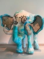 grote olifant in papier mache, Ophalen