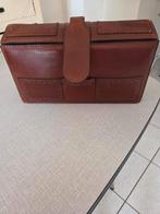 Vintage 70's clutch leder., Handtassen en Accessoires, Tassen | Damestassen, Ophalen of Verzenden, Zo goed als nieuw, Bruin, Overige typen