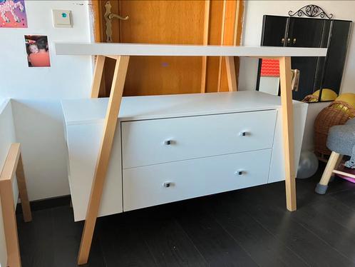 Degelijke wit/houten commode, Kinderen en Baby's, Kinderkamer | Commodes en Kasten, Zo goed als nieuw, Commode, Ophalen