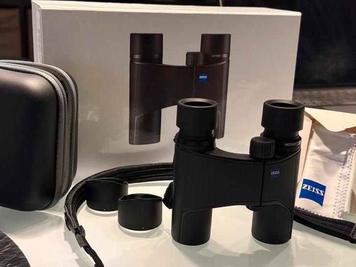Zeiss Victory Pocket 8x25 - Perfecte staat, Audio, Tv en Foto, Optische apparatuur | Verrekijkers, Zo goed als nieuw, Ophalen