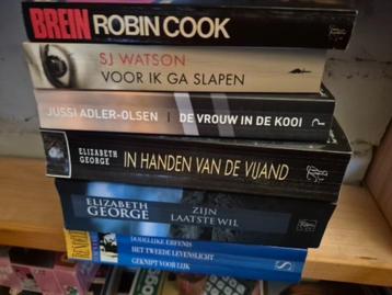 misdaadverhalen, thrillers, politieromans beschikbaar voor biedingen