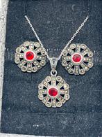 Elegant zilveren setje, gemerkt 925, Bijoux, Sacs & Beauté, Bijoux anciens, Enlèvement ou Envoi, Argent, Boucles d'oreilles, Avec pierre précieuse