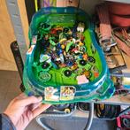 Bayblade arena met toebehoren, Enfants & Bébés, Jouets | Figurines, Enlèvement