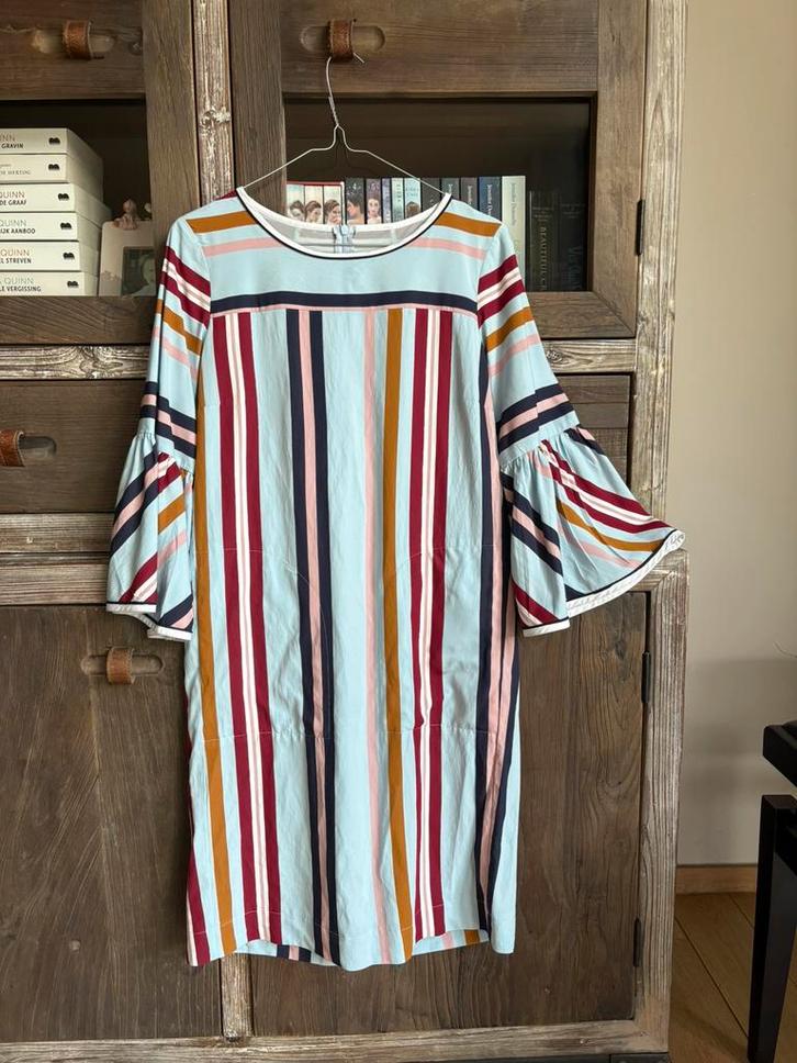 Robe design cocktail JuliaJune, taille 34 XS, bon état, Vêtements | Femmes, Robes, Comme neuf, Taille 34 (XS) ou plus petite, Enlèvement ou Envoi