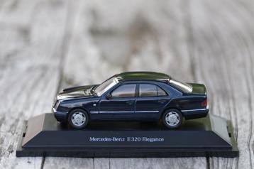 Mercedes-Benz E320 Elegance - M-B Collection - 1/43 beschikbaar voor biedingen