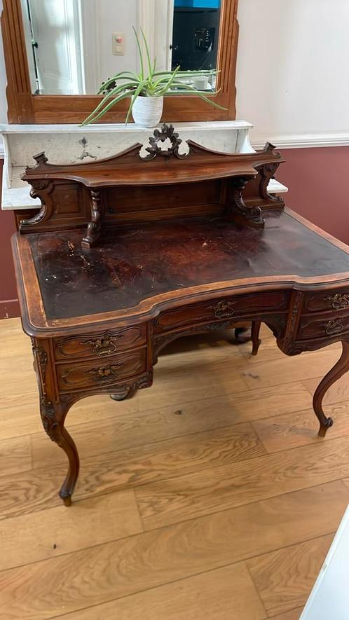 Bureau ancien style Louis XV –  avec rehausse sculptée, Antiek en Kunst, Antiek | Meubels | Tafels, Ophalen