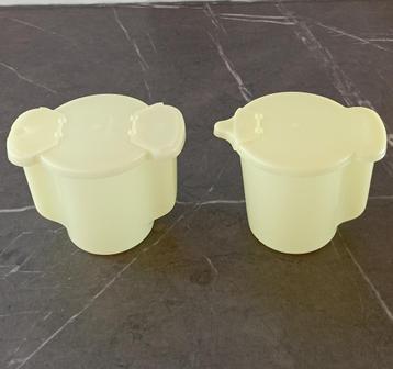 Vintage Tupperware pastelgeel melkkannetje en suikerpotje beschikbaar voor biedingen