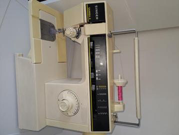 Machine à coudre  beschikbaar voor biedingen