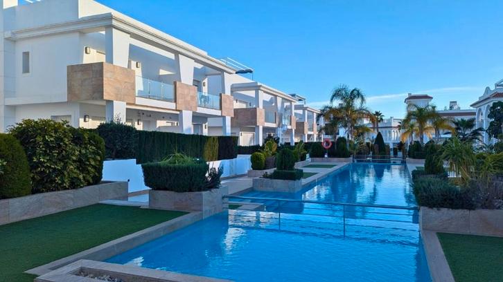 Exclusief rijhuis te koop in Ciudad Quesada. Alicante, Immo, Buitenland, Spanje, Woonhuis, Dorp