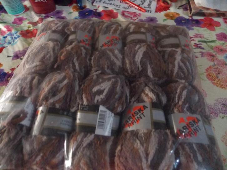 DOOS  2 BREIWOL, Hobby en Vrije tijd, Overige Hobby en Vrije tijd, Nieuw, Ophalen of Verzenden