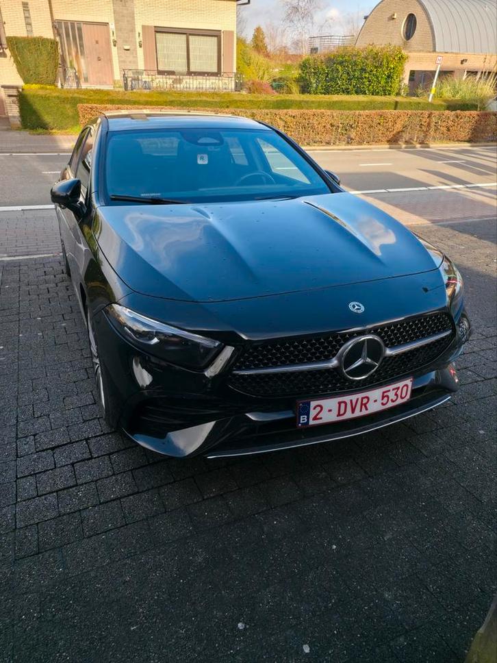 Mercedes Class-A Facelift AMG Line Full, Autos, Mercedes-Benz, Particulier, Classe A, Toit ouvrant, Essence, Euro 6, Hatchback