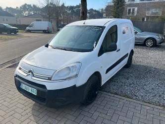 Citroen Berlingo 1.6 HDI 2015 !!, Auto's, Bestelwagens en Lichte vracht, Bedrijf, Te koop, Trekhaak, Citroën, Diesel, Euro 5, Ophalen