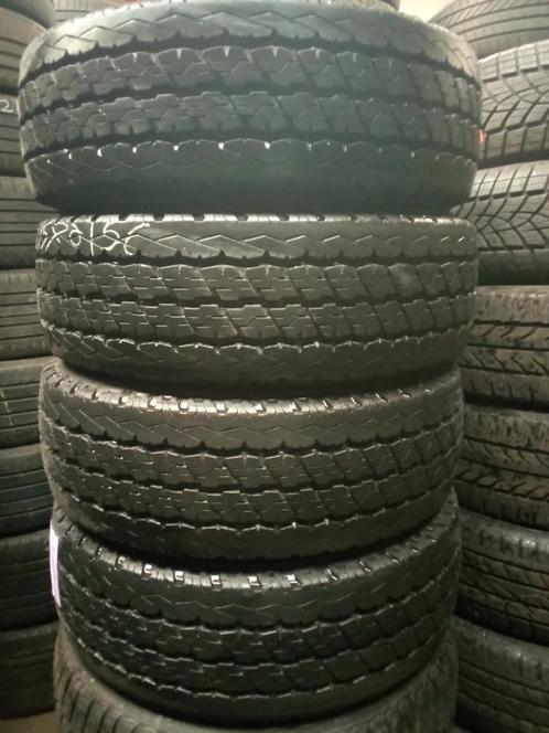 215/70/15C 215/70/15C 215/70R15C zomer Bridgestone, Autos : Pièces & Accessoires, Pièces camion, Enlèvement ou Envoi