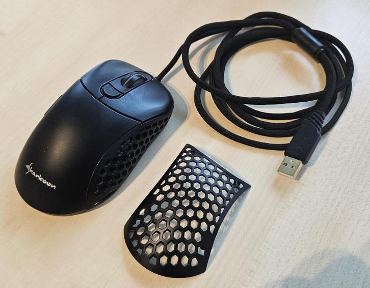 Sharkoon Light² 200 ultralichte gaming muis, Informatique & Logiciels, Souris, Utilisé, Souris, Filaire, Souris de gaming, Enlèvement ou Envoi