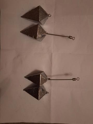 piramide lood beschikbaar voor biedingen